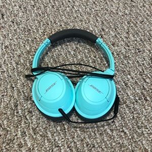 Bose Soundtrue Around Ear Style Headphones (Mint)